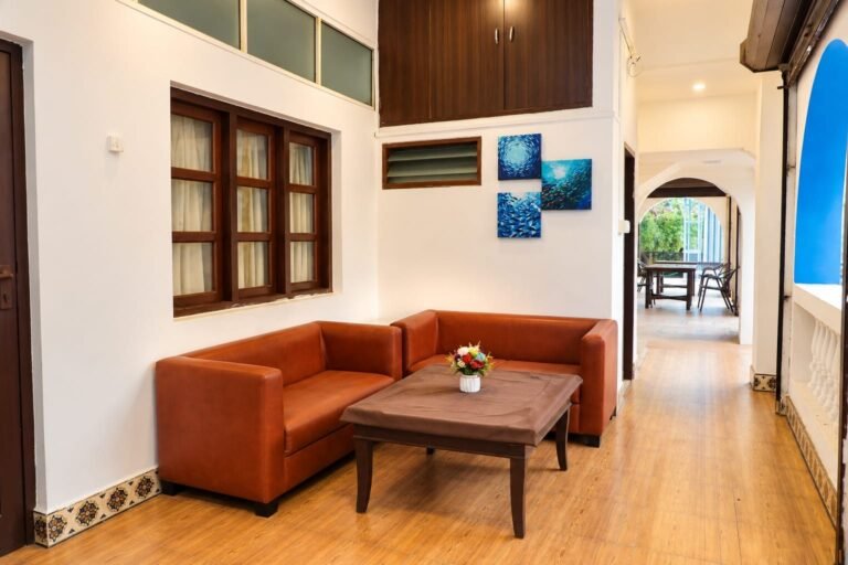 Lounge seating area at Omnia By The Sea Candolim